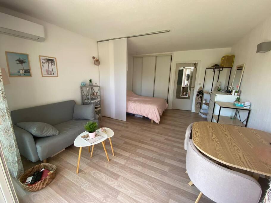 Studio Cosy 100M Plage Saint-Raphaël Zewnętrze zdjęcie